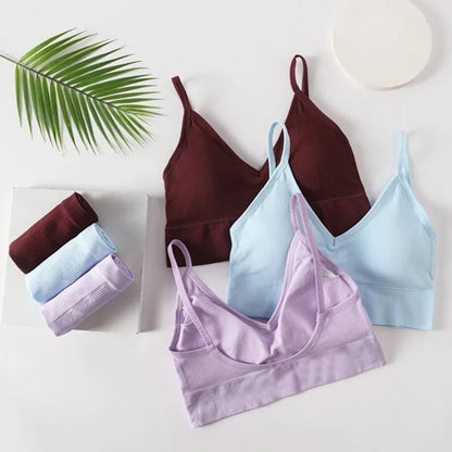 Conjunto Gio Sutiã Cropped Canelado Sem Aro com Calcinha Tanga