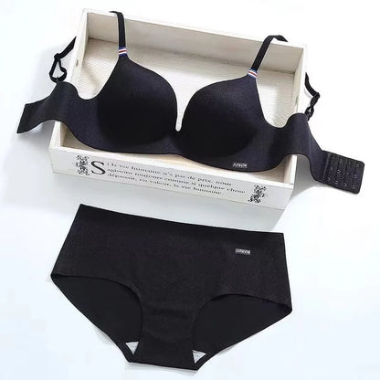 Conjunto Lorena Sutiã Sem Aro com Bojo Moldado e Calcinha Seamless