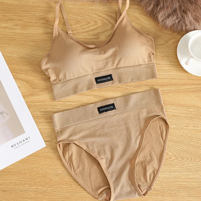 Conjunto Beatriz Sutiã e Calcinha Seamless Copa Cheia Sem Aro