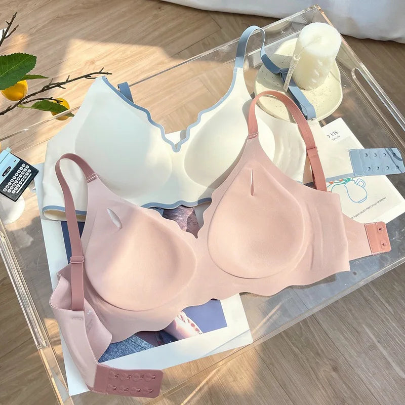 Sutiã Rubi Sem Aro Push-Up Copa 3/4 com Borda Ondulada Bicolor