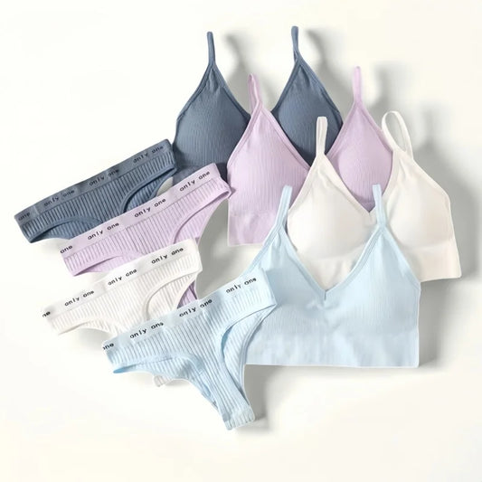 Conjunto Gio Sutiã Cropped Canelado Sem Aro com Calcinha Tanga